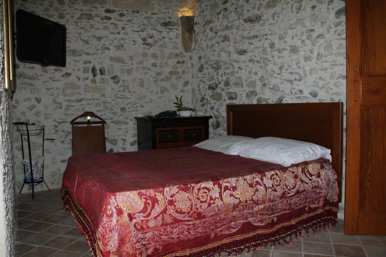 Hotel Residenza D'Epoca Borgodifiume Fiumefreddo Bruzio Exteriér fotografie